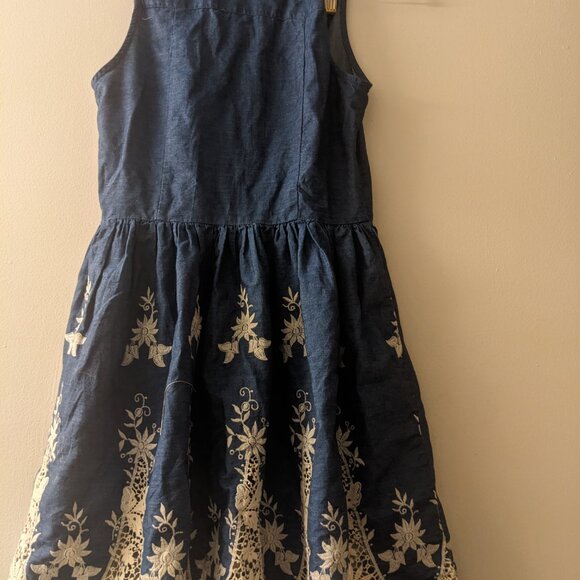 Modcloth Hostess In Focus Shirt Dress in Chambray - Picture 2 of 6